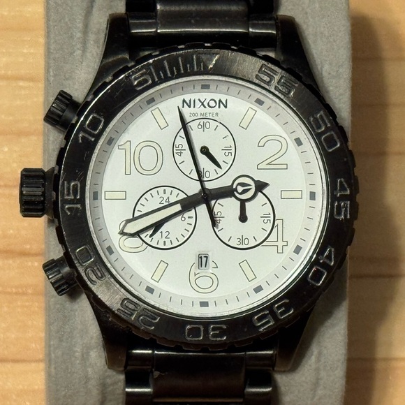 Nixon The 42-20 Chrono Minimize Gunmetal Chronograph Men's Analog Watch RUNS - Picture 1 of 9